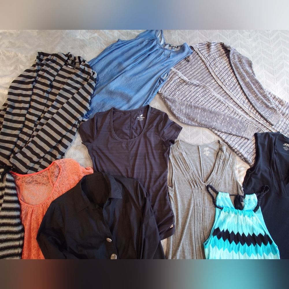 10 Women's tops & sweaters size S & M